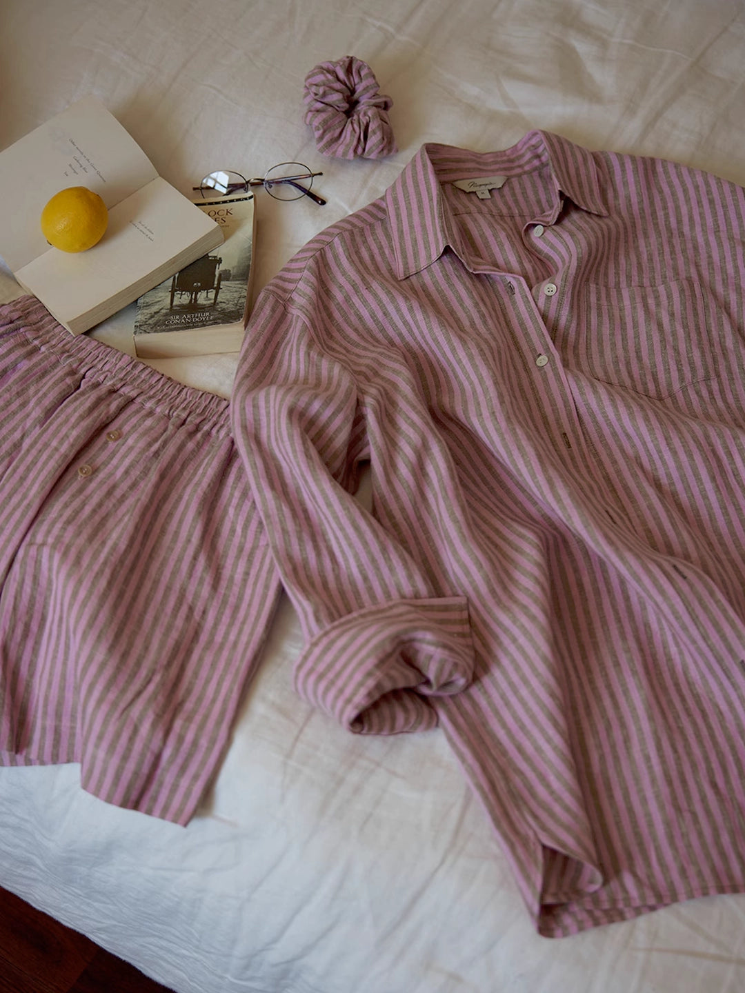 Striped Comfort Set – Easygoing Shirt & Shorts for Home