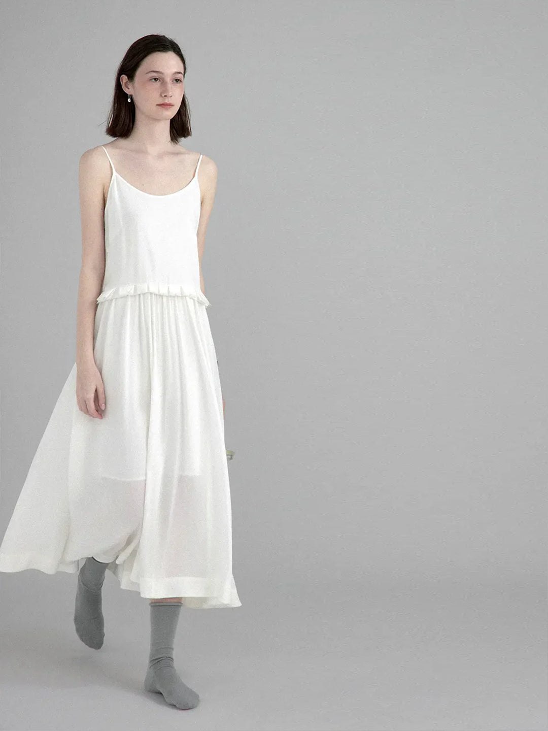 Minimalist Loose White Halter Dress