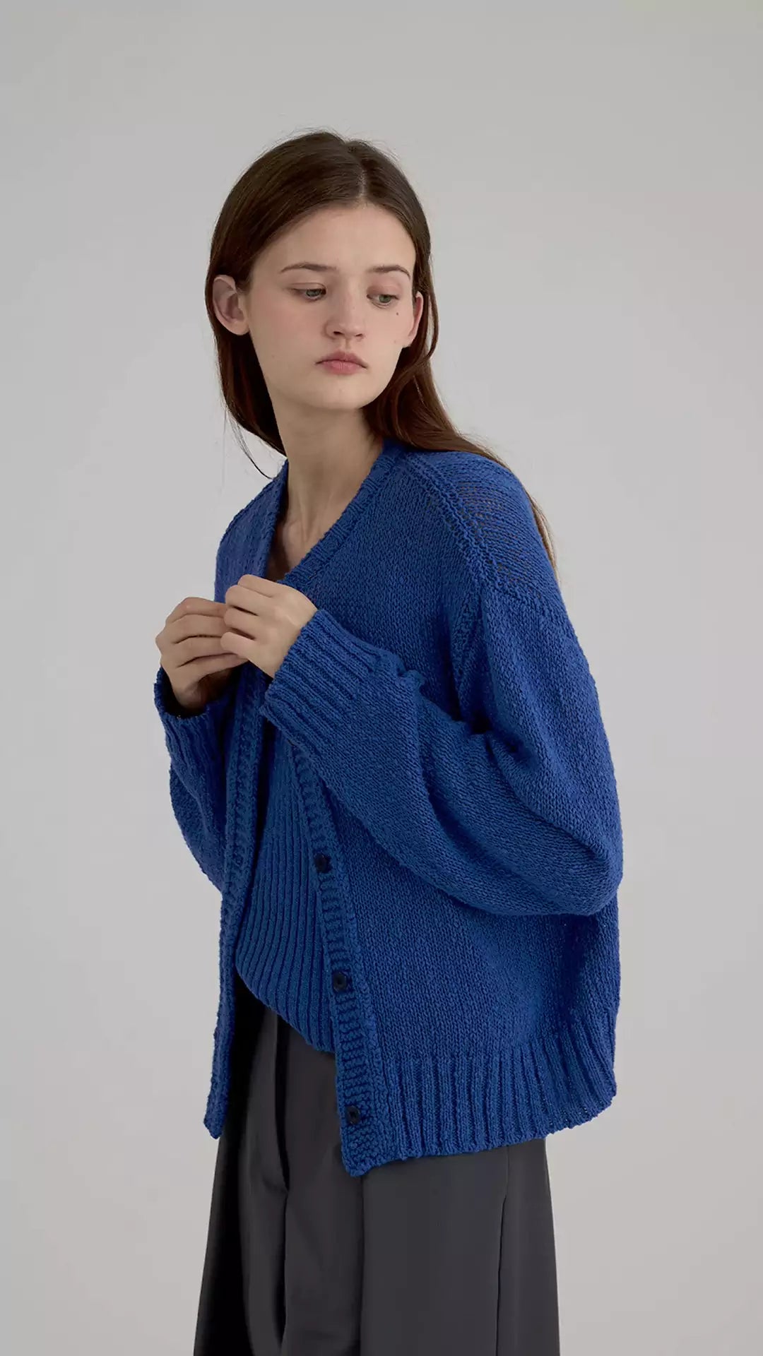 Cropped Cable Round Neck Ribbed Knit Cardigan