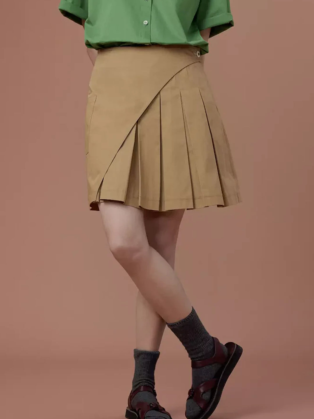 Pocket Pleated Mini Skirt