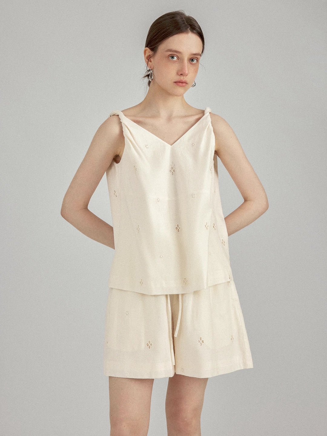 Cut-out V-neck Vest & A-line Tie-Waist Shorts