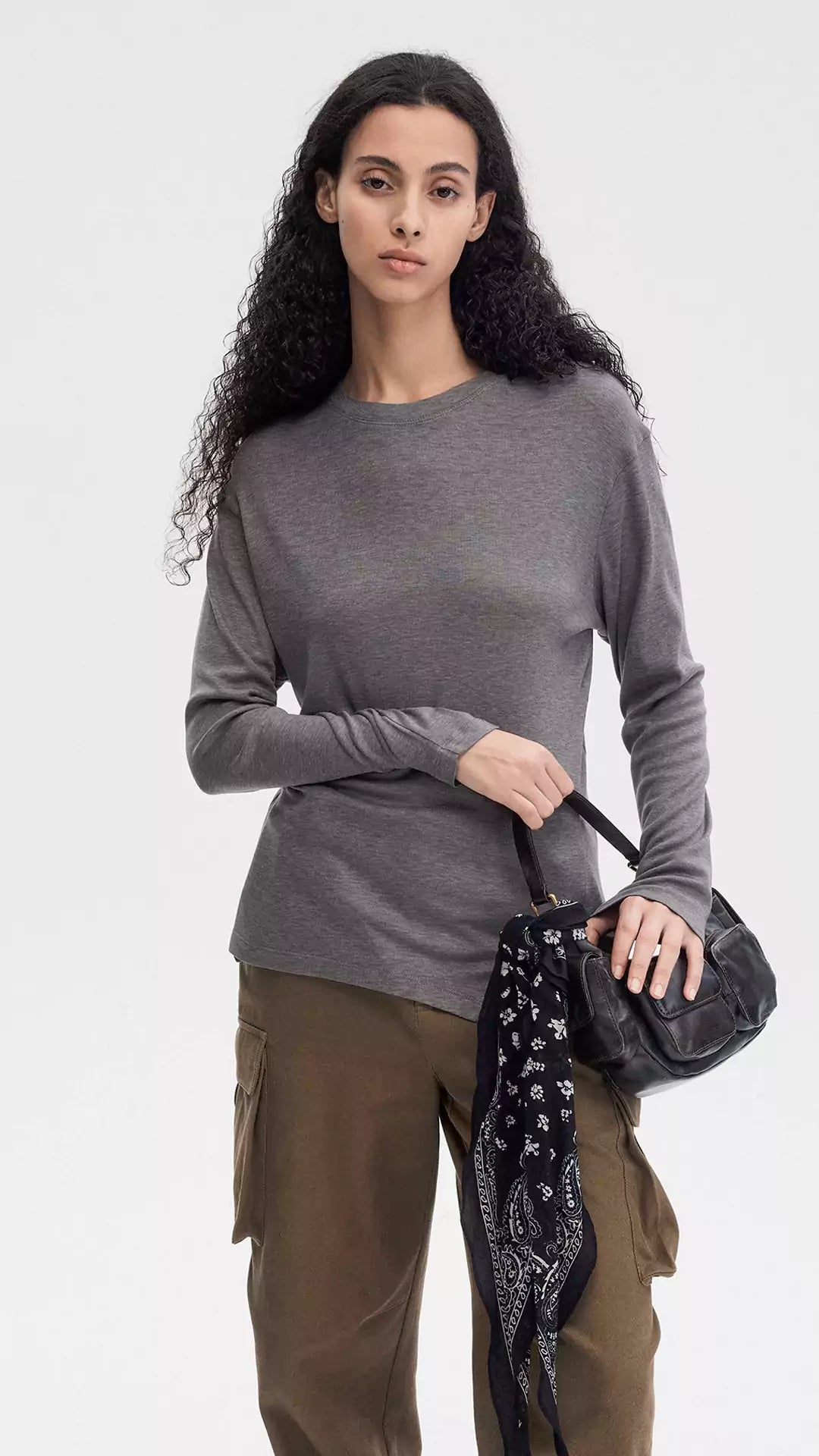 Round Neck Side Slit Loose Knit Sweater