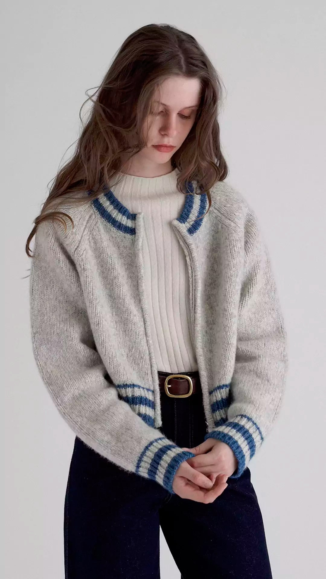 Knitted Zipper Cardigan Sweater with Long Sleeves