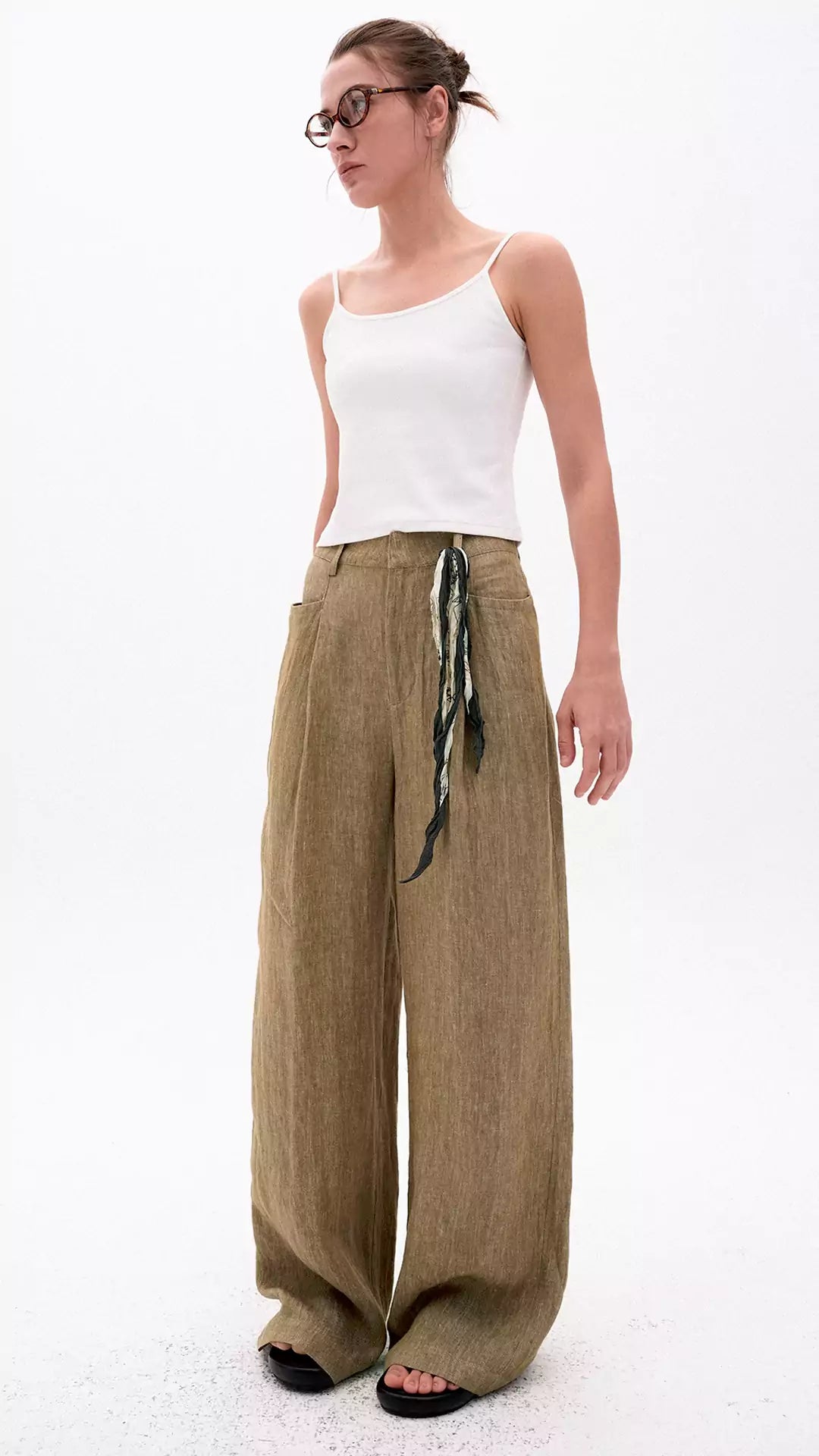 Relaxed Wide-Leg Pants