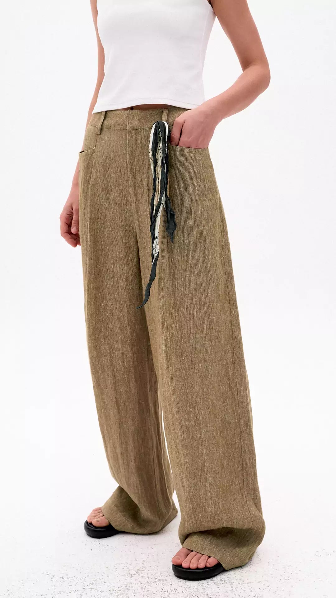 Relaxed Wide-Leg Pants