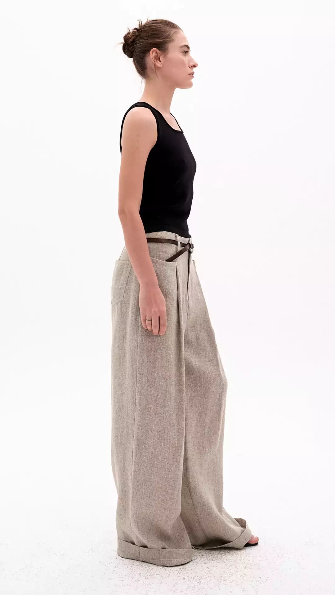 Relaxed Wide-Leg Pants