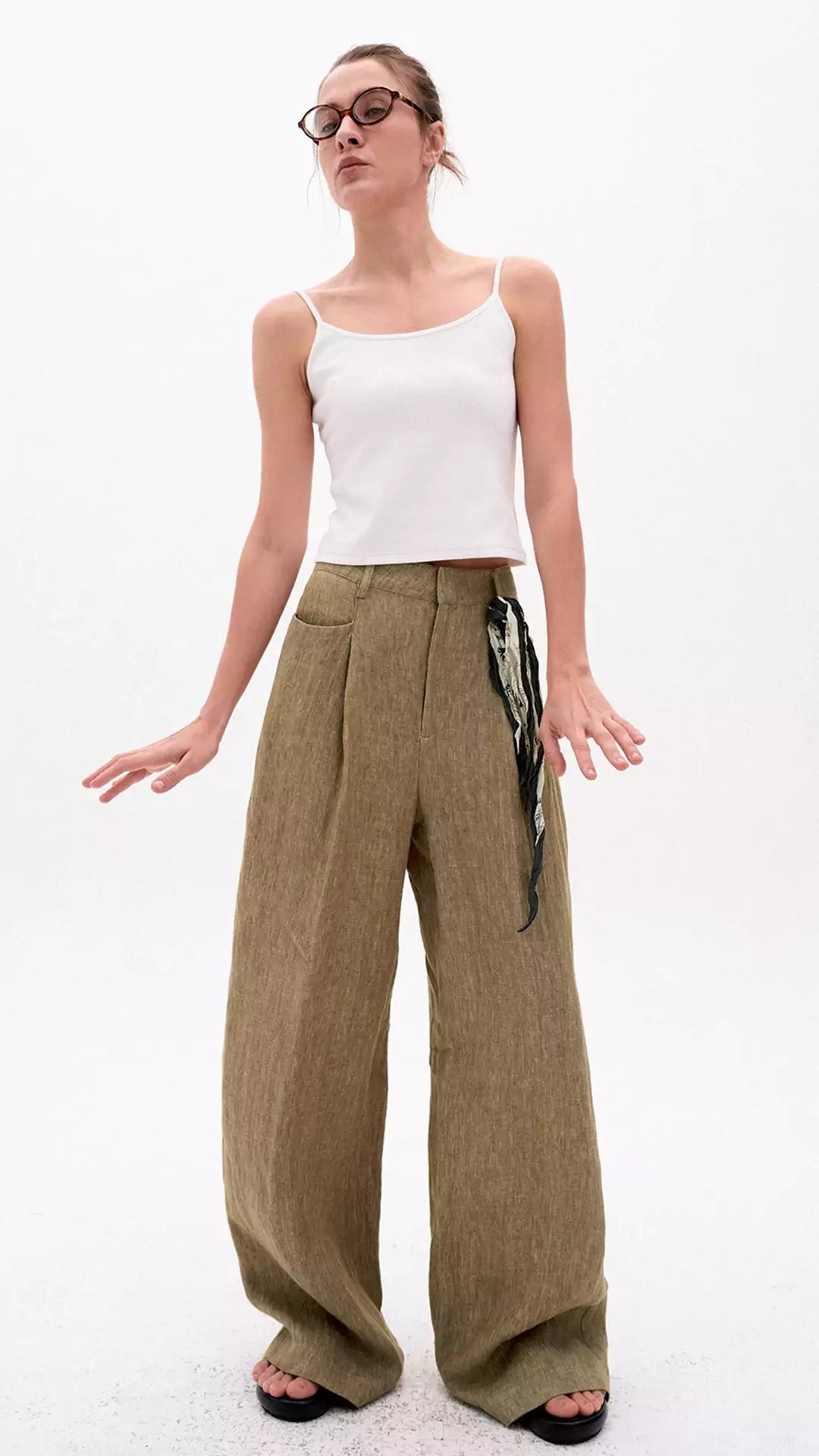 Relaxed Wide-Leg Pants