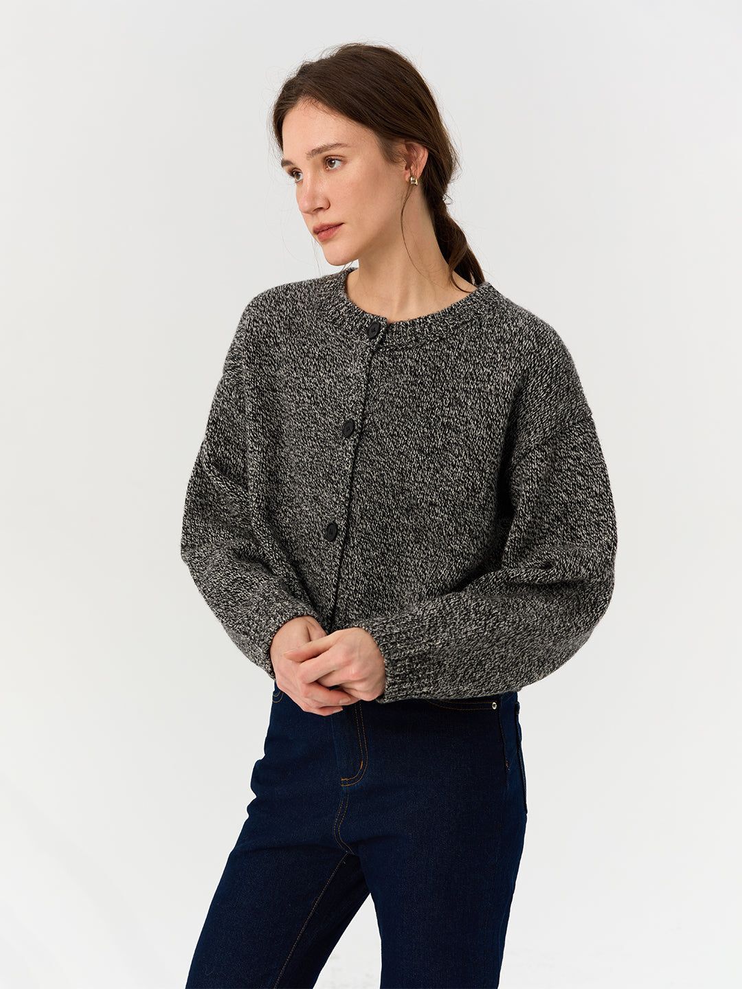 Soft Short-Length Round Neck Knit Cardigan