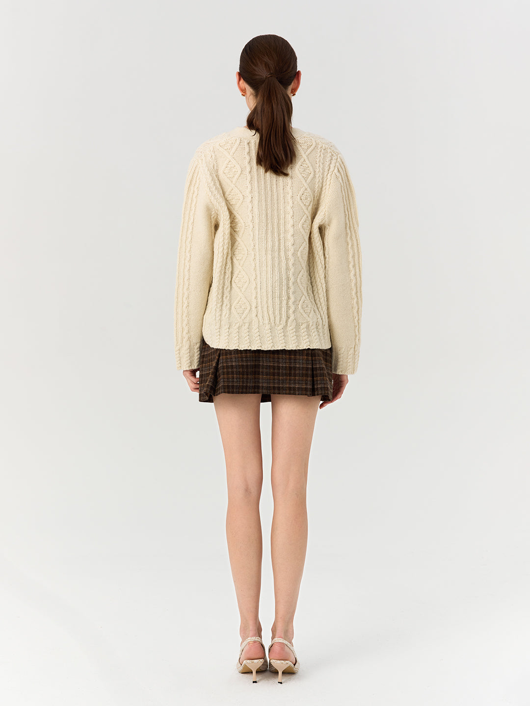 V-Neck Loose-Fit Cardigan in Cable Knit Merino Wool