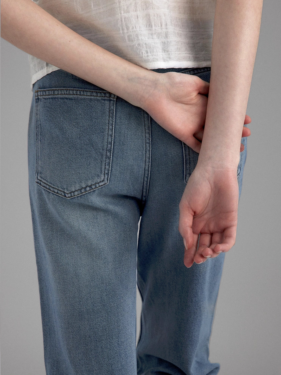 Straight-leg versatile denim pants