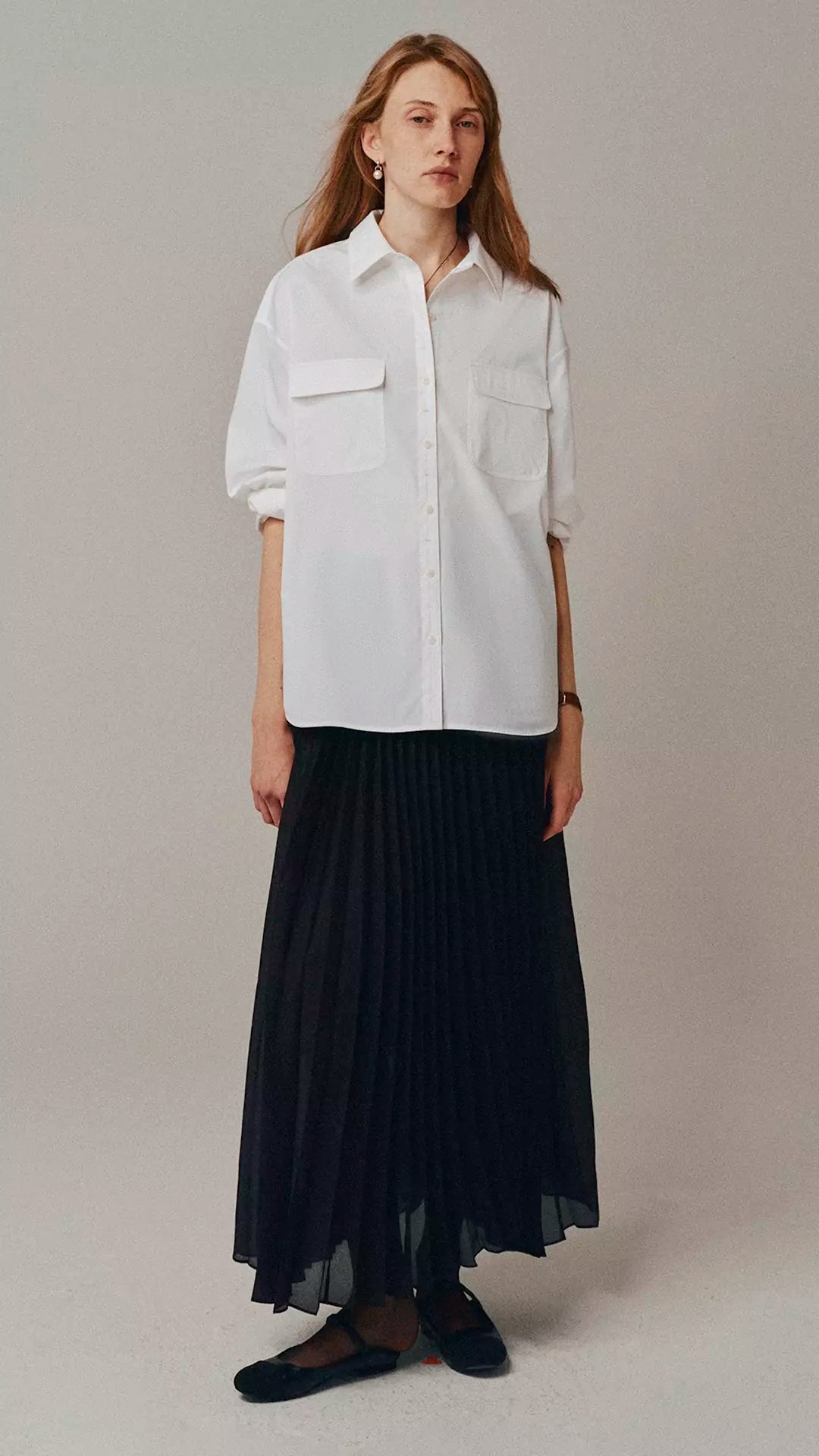 Elegant and Classic Pleated Flowing Midi Skirt