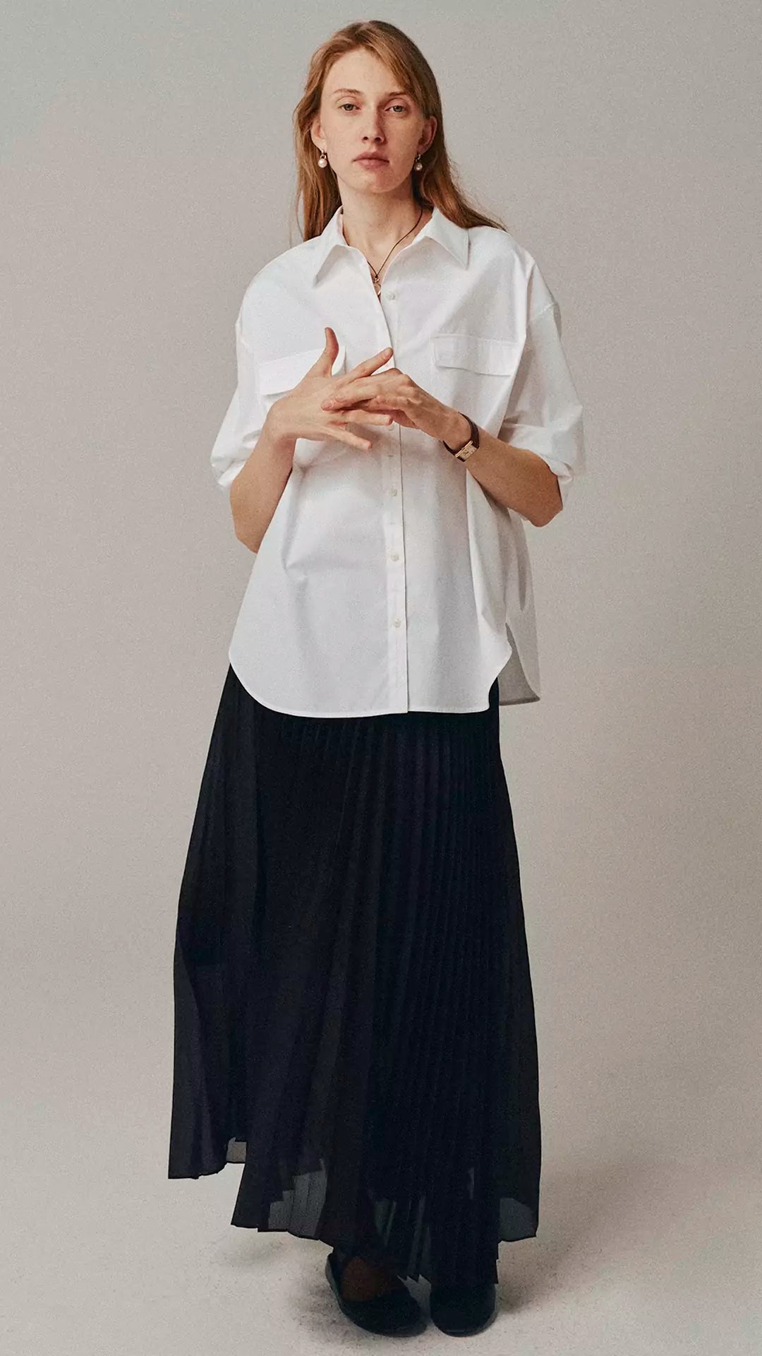 Elegant and Classic Pleated Flowing Midi Skirt