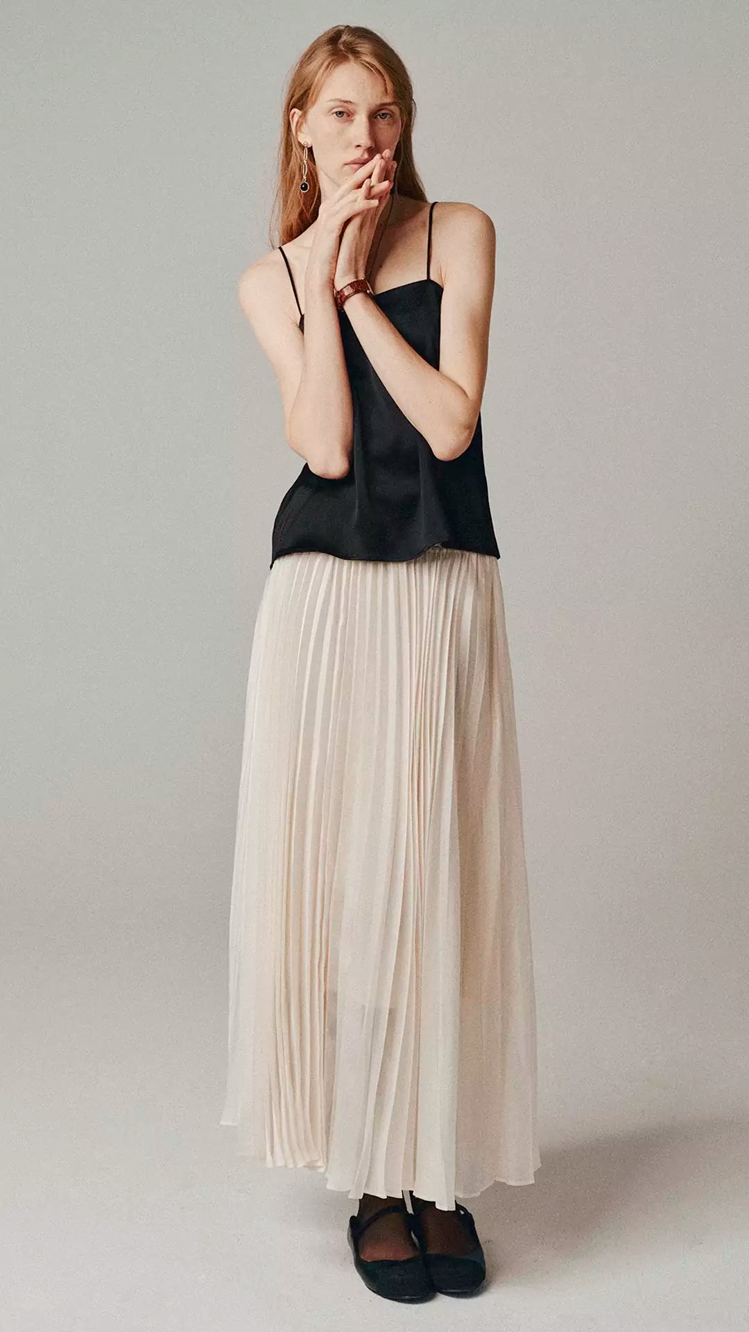 Elegant and Classic Pleated Flowing Midi Skirt