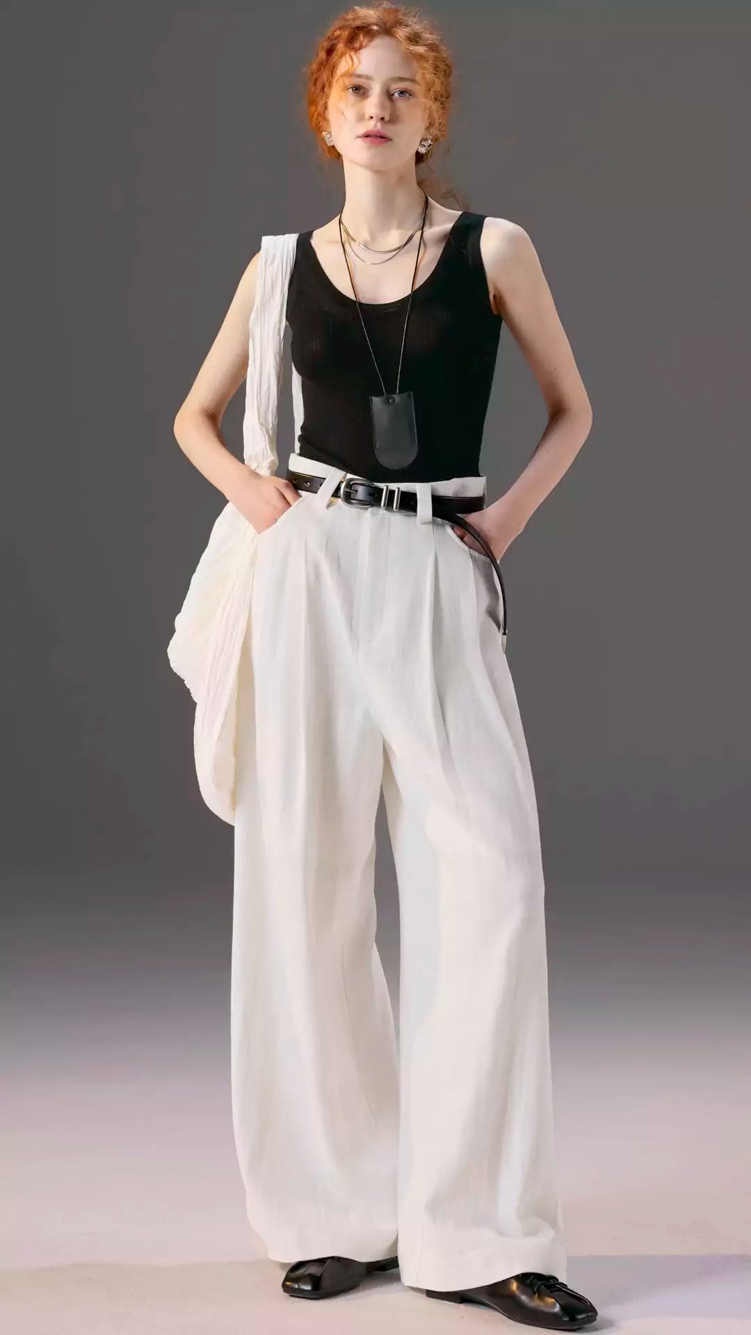 Relaxed Wide-Leg Linen-Cotton Blend Pleated Trousers