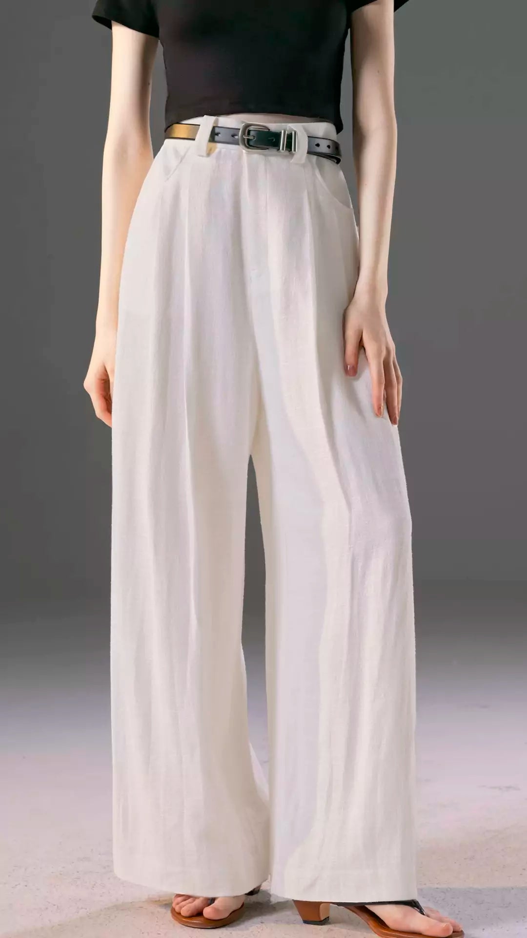 Relaxed Wide-Leg Linen-Cotton Blend Pleated Trousers