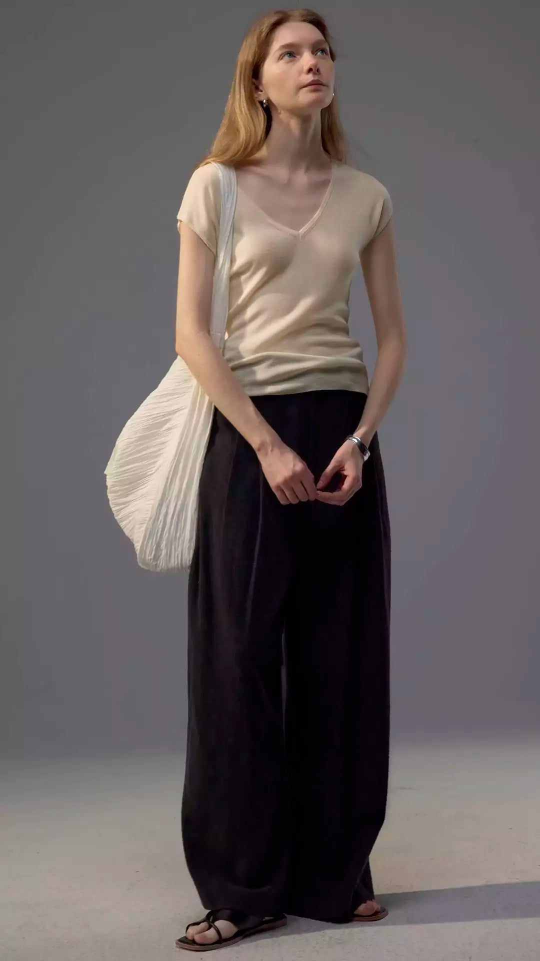 Relaxed Wide-Leg Linen-Cotton Blend Pleated Trousers