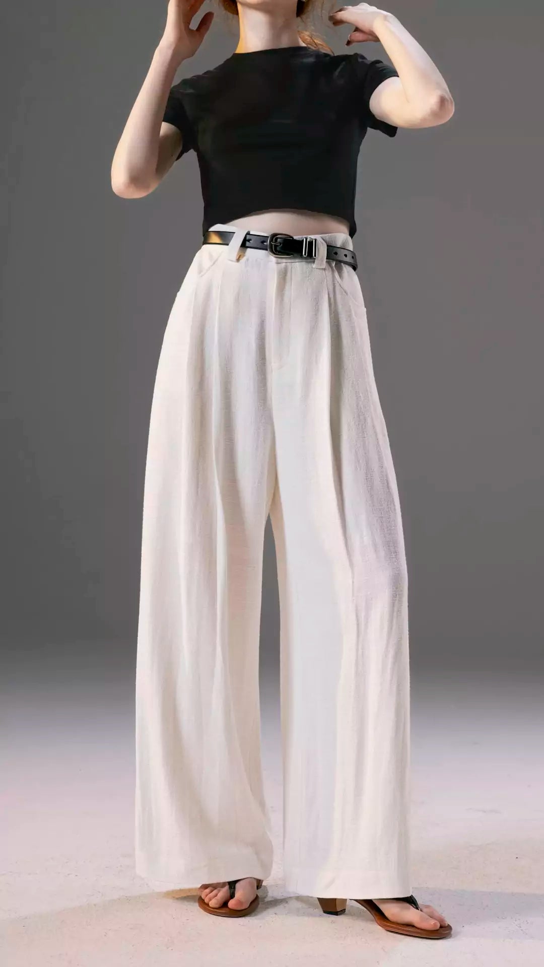 Relaxed Wide-Leg Linen-Cotton Blend Pleated Trousers