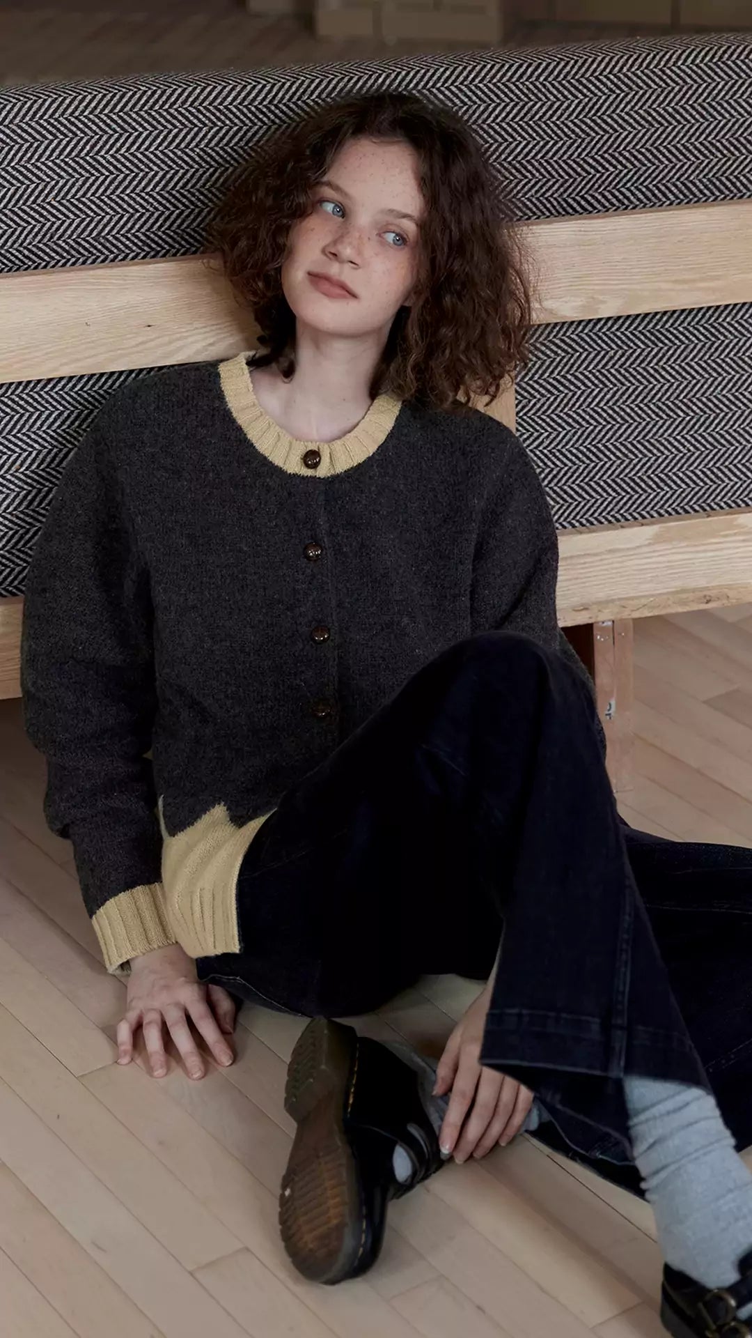 Two-Tone Loose Knit Cardigan in Merino Wool