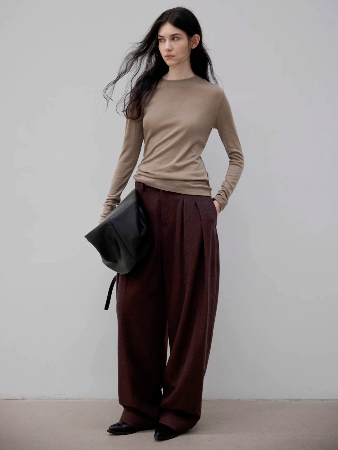 Pleated Wide-Leg Trousers in Wool Knit Blend