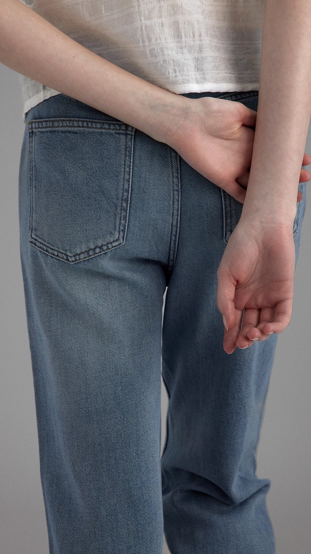 Straight-leg versatile denim pants