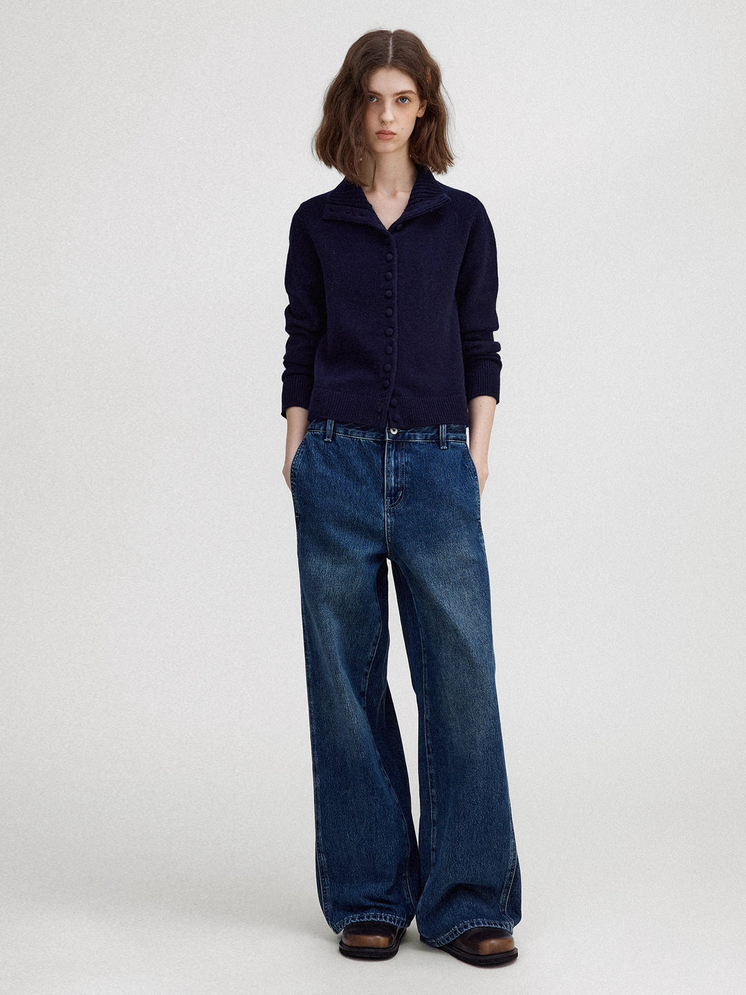 Loose Straight-Leg Jeans