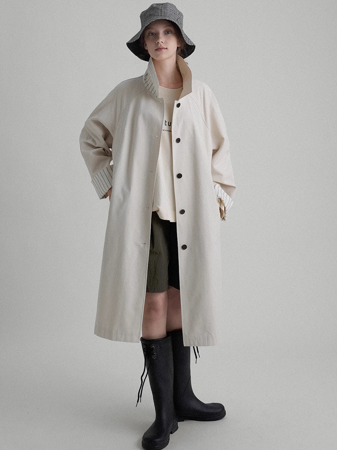 Trench Coat in Vegan