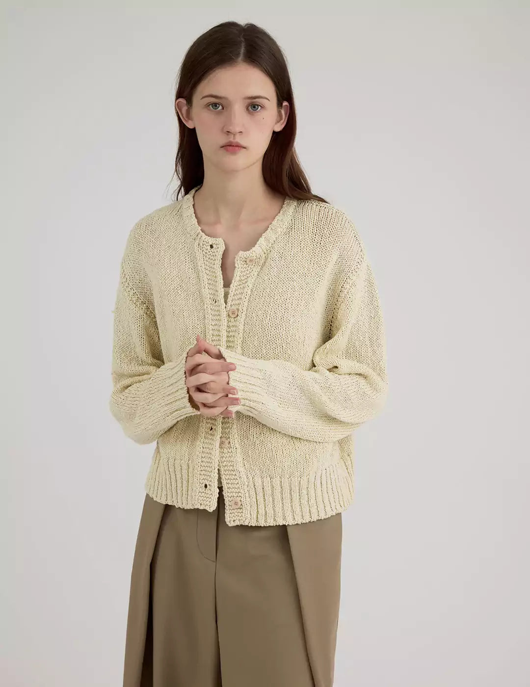 Cropped Cable Round Neck Ribbed Knit Cardigan