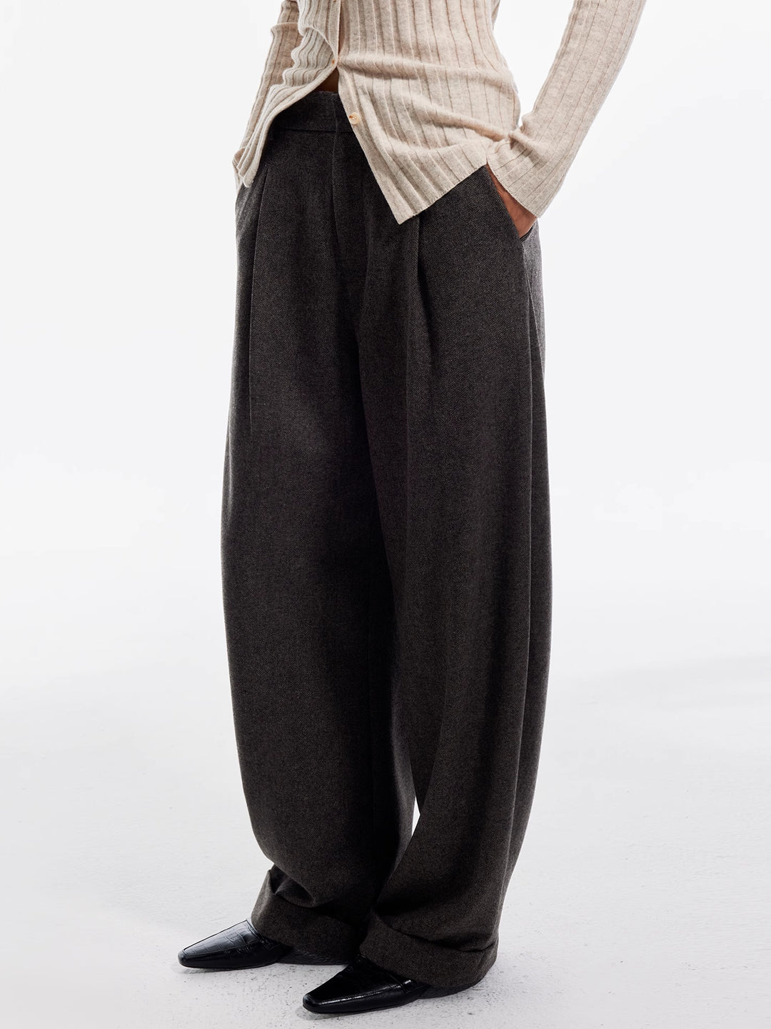 Cuffed Wide-Leg Suit Trousers in Wool Blend