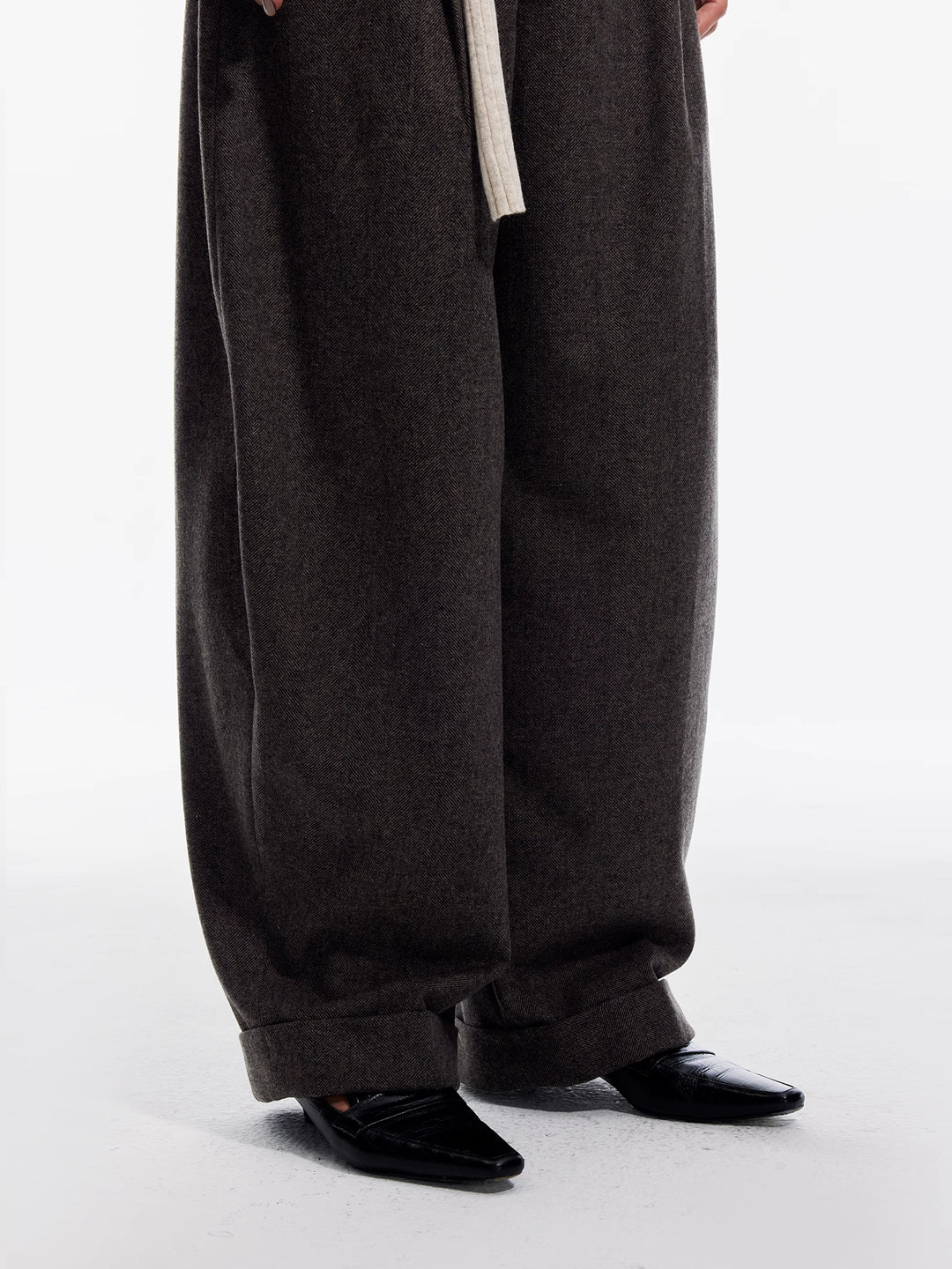 Cuffed Wide-Leg Suit Trousers in Wool Blend