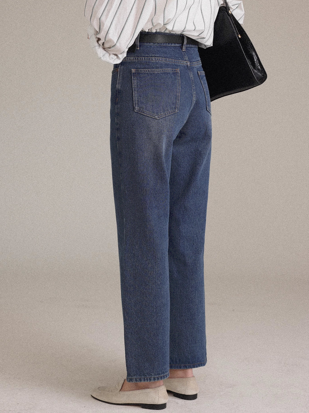 Jeans in Washed Cotton Denim