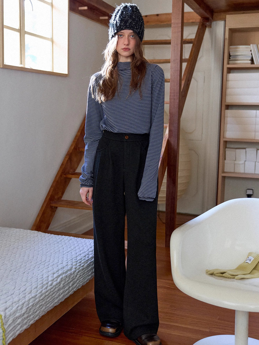 Relaxed Wide-Leg Pants