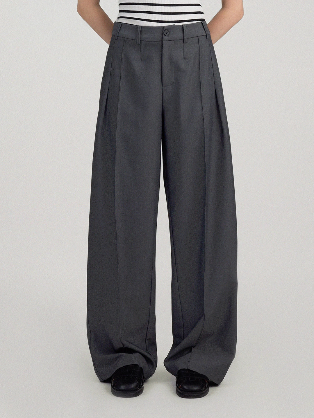 Sculpted Curve Pants