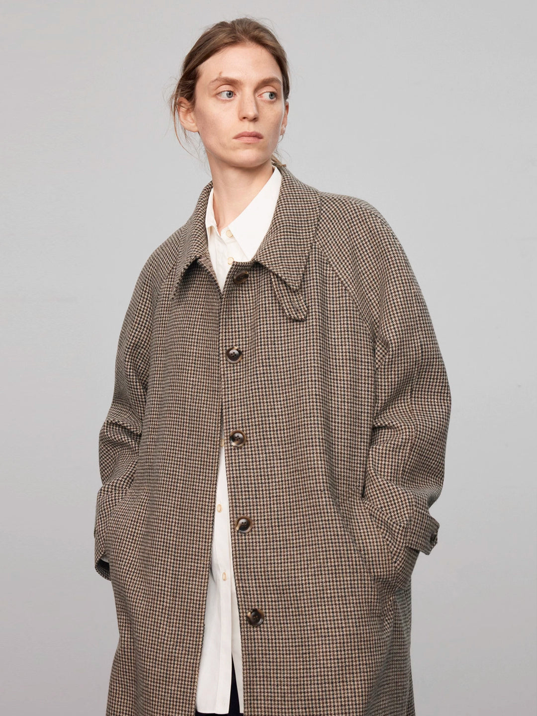 Houndstooth Coat in Wool Blend