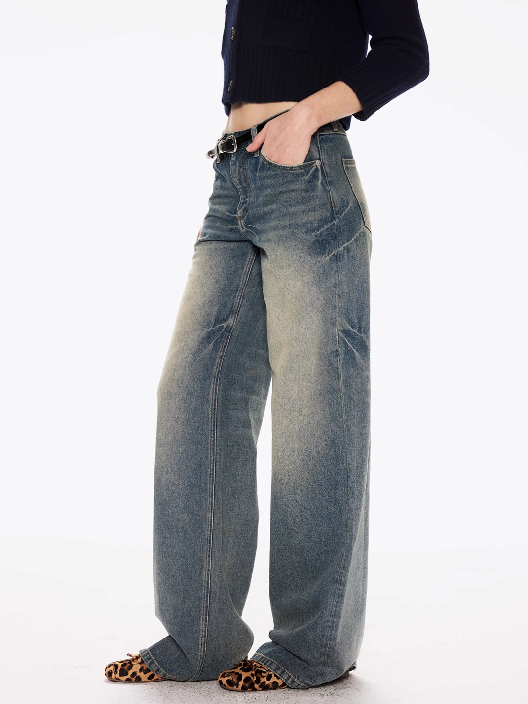 Straight Jeans in Washed Cotton Denim