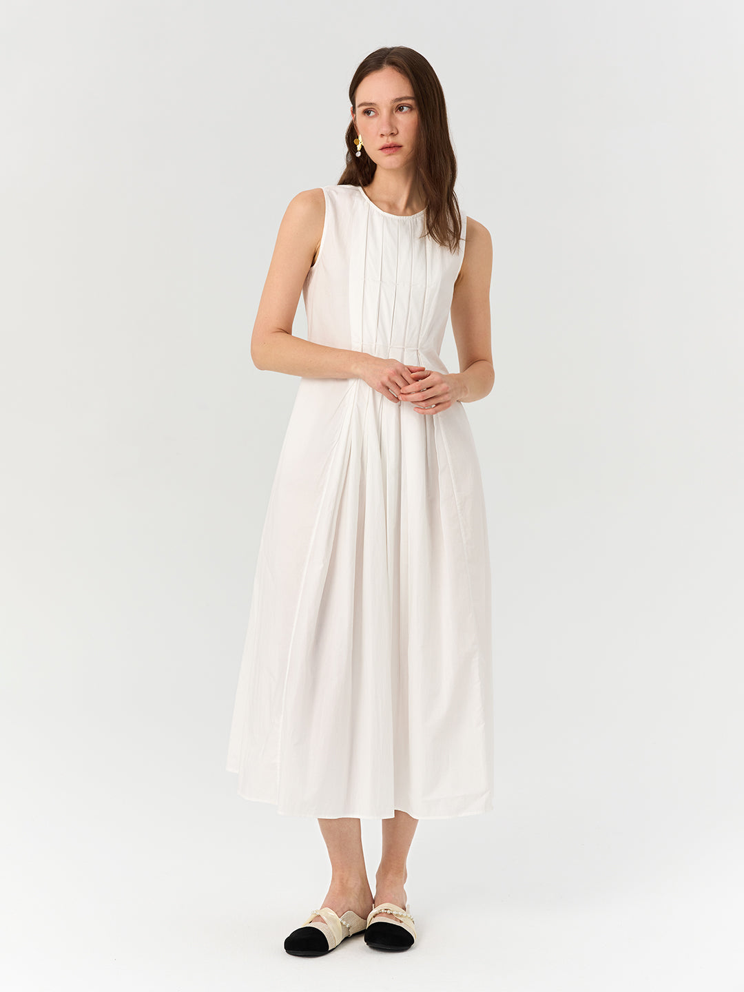 Pleat Front Sleeveless Maxi Dress