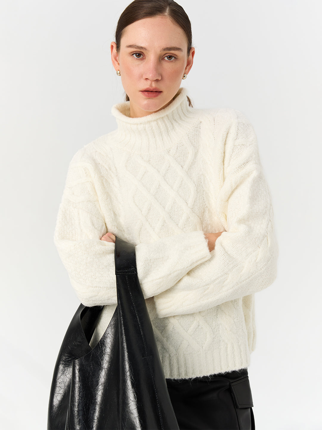 Cozy Semi-Turtleneck Rolled-Edge Cable Knit Sweater