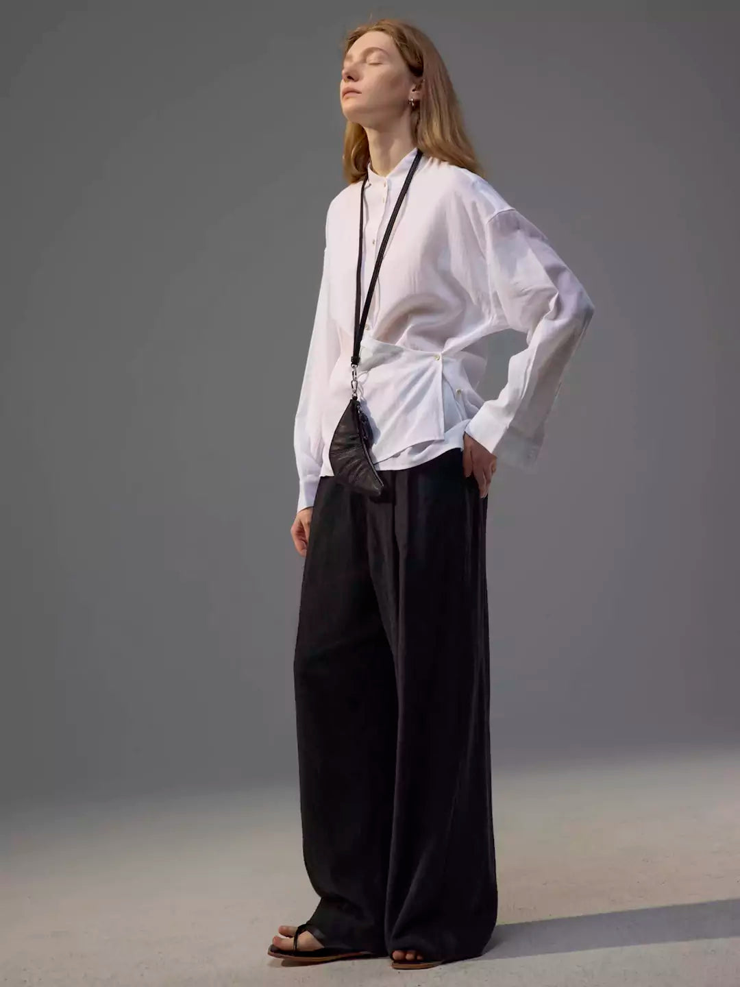 Relaxed Wide-Leg Linen-Cotton Blend Pleated Trousers