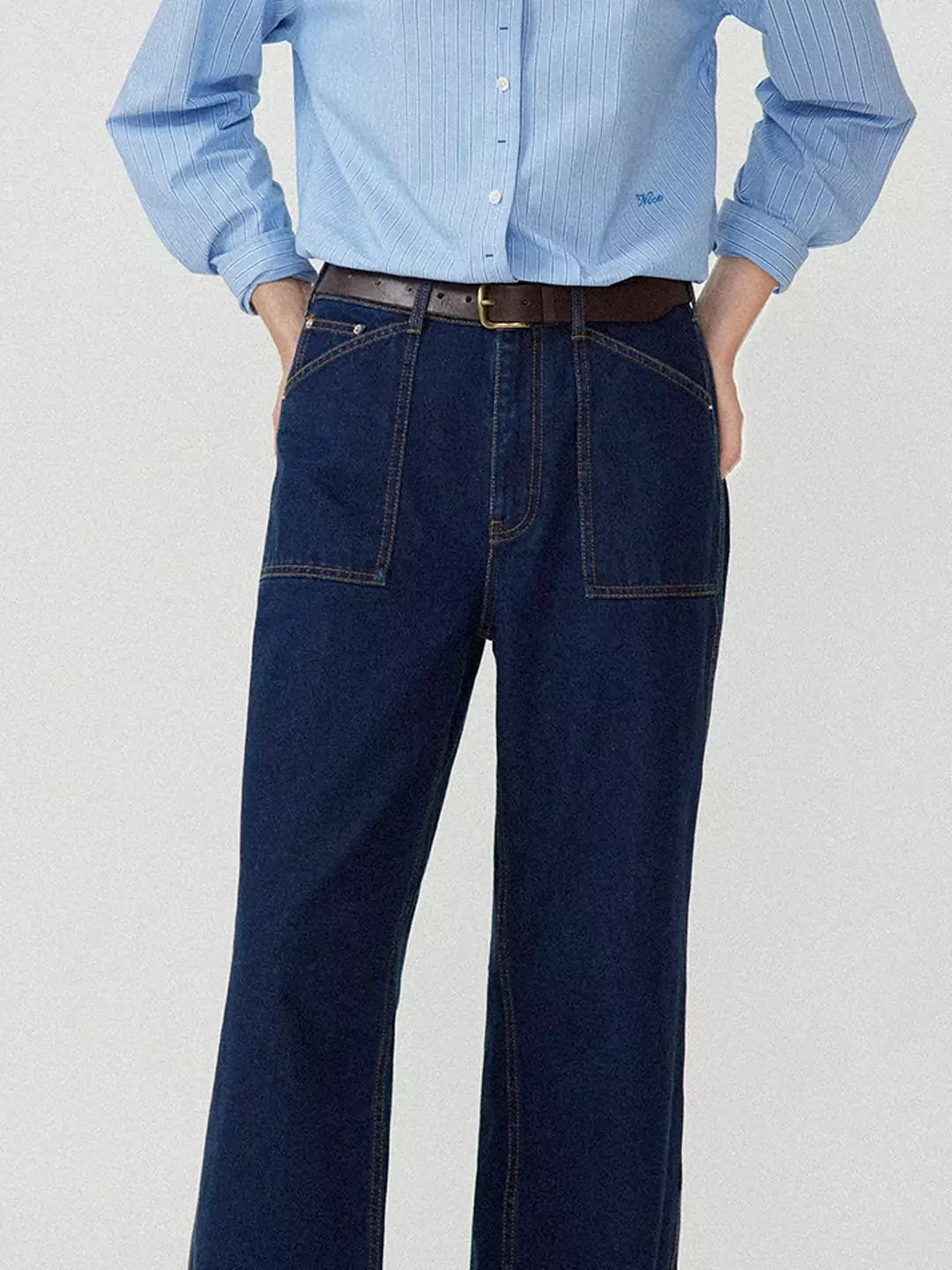 Loose Fit Straight-Leg Jeans